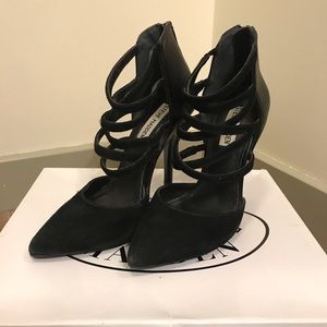 Steve Madden black heels